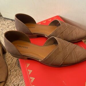 Maurice’s flats brown-never been worn